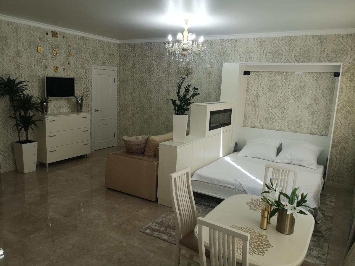 Lux Apartment,10 Фонтана,До Моря 5 Минут Oldenburg Bagian luar foto