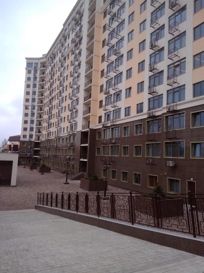 Lux Apartment,10 Фонтана,До Моря 5 Минут Oldenburg Bagian luar foto