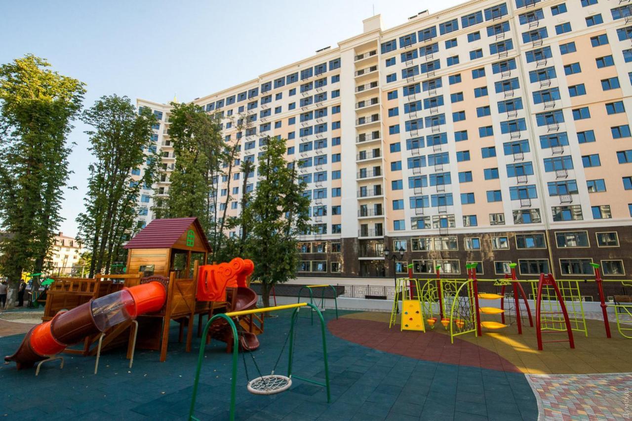 Lux Apartment,10 Фонтана,До Моря 5 Минут Oldenburg Bagian luar foto