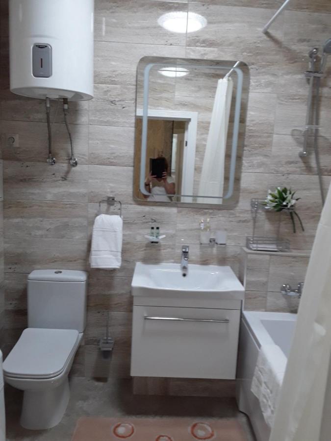 Lux Apartment,10 Фонтана,До Моря 5 Минут Oldenburg Bagian luar foto